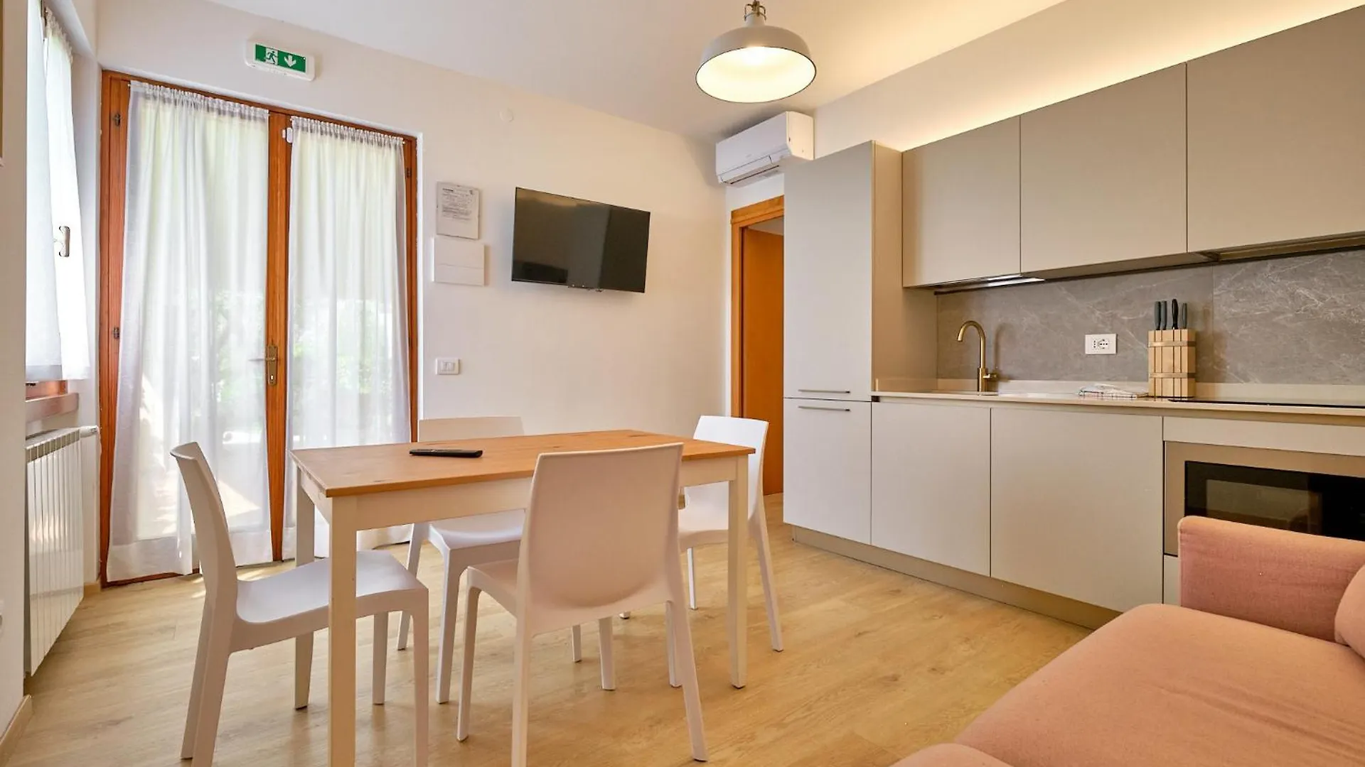 Appartamenti Le Rasole Garda  Apartment